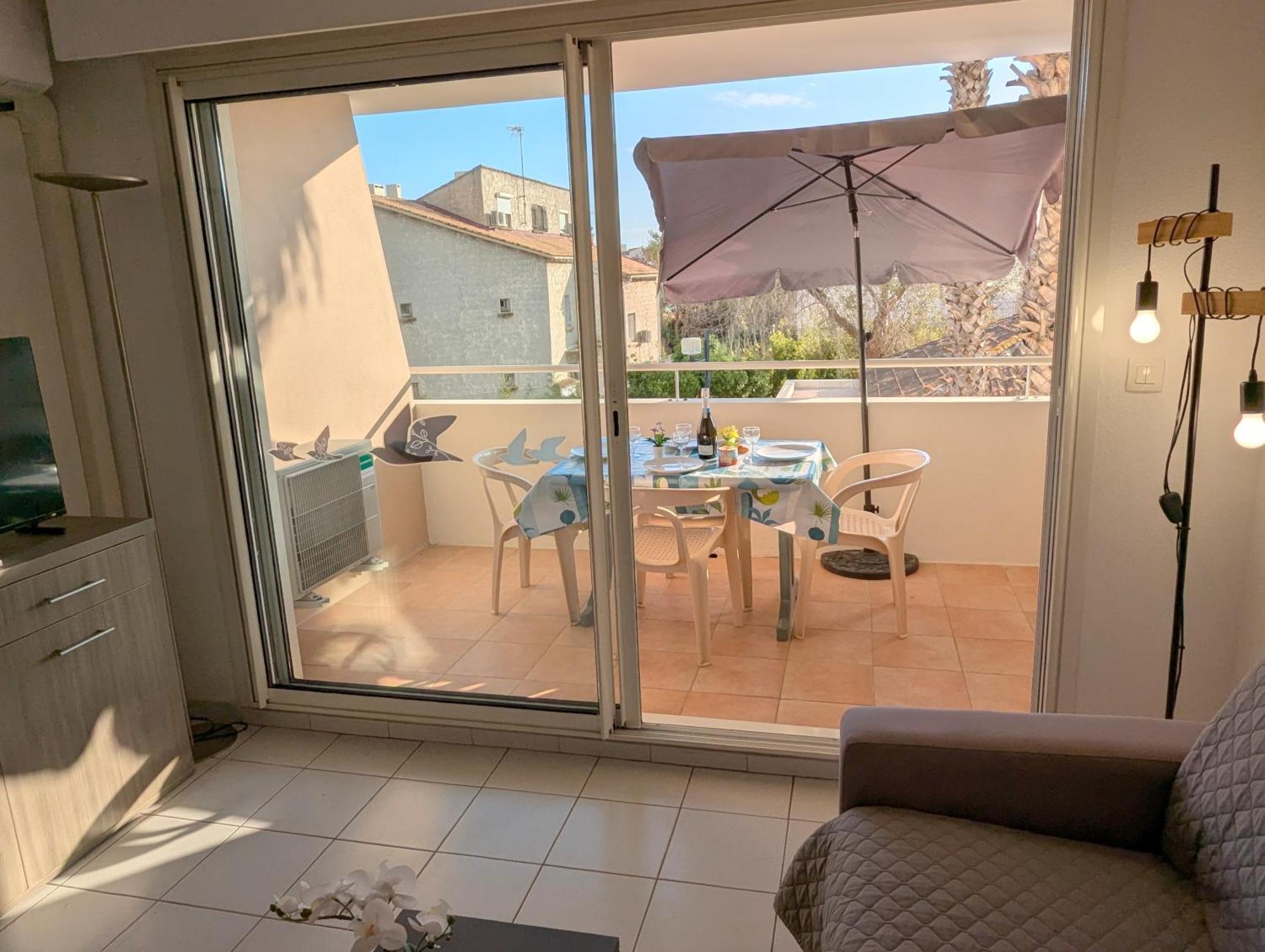 Sol-Y-Days Mayflower, Appartements Climatises Residence Avec Piscine Proche Centre Le Grau-du-Roi Buitenkant foto